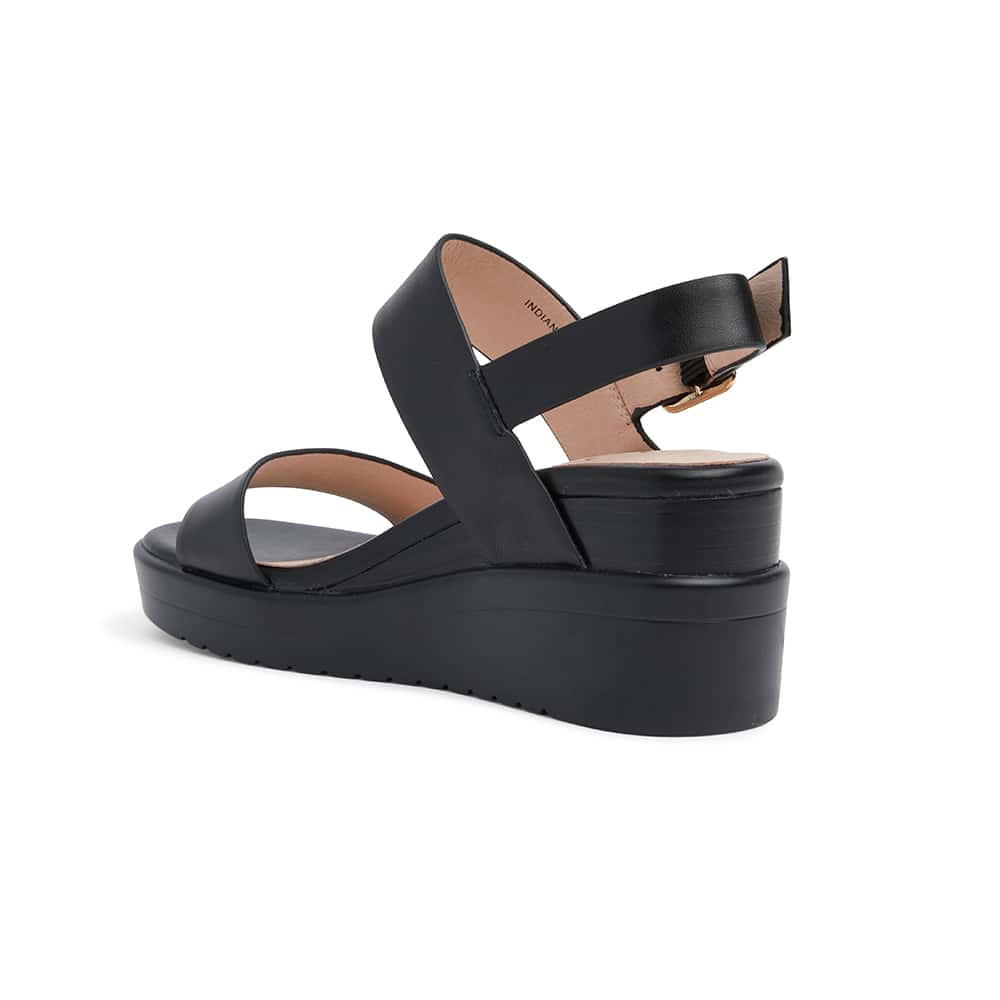 Indiana Wedge in Black Leather