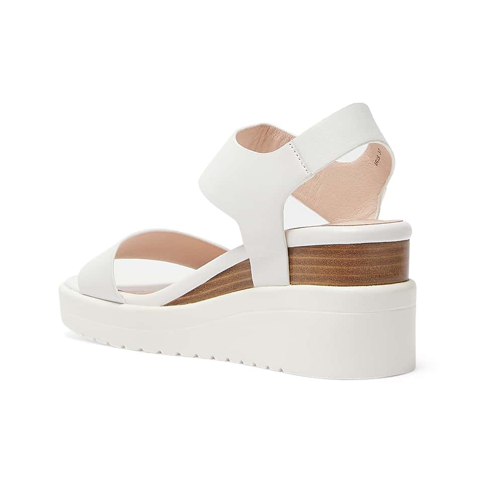 Iris Wedge in White Leather