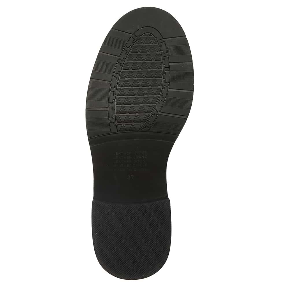 Jade Loafer in Black Patent