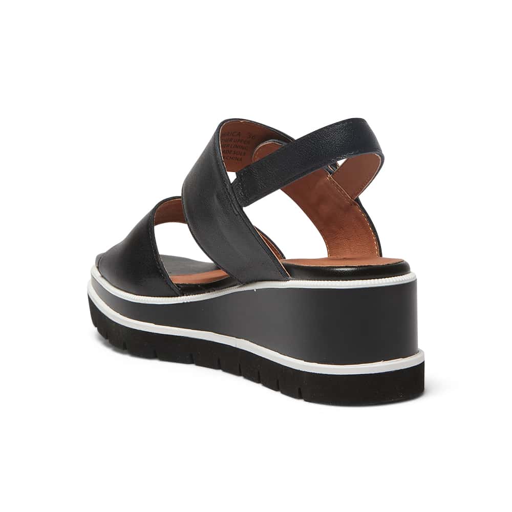 Jamaica Wedge in Black Leather