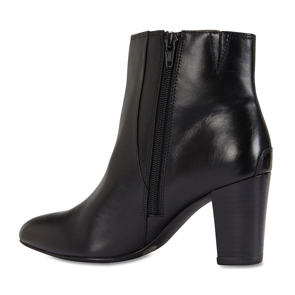 Kasey Boot in Black Hi Shine Leather