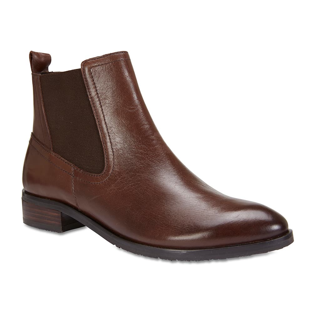 Leonard Boot in Brown Leather