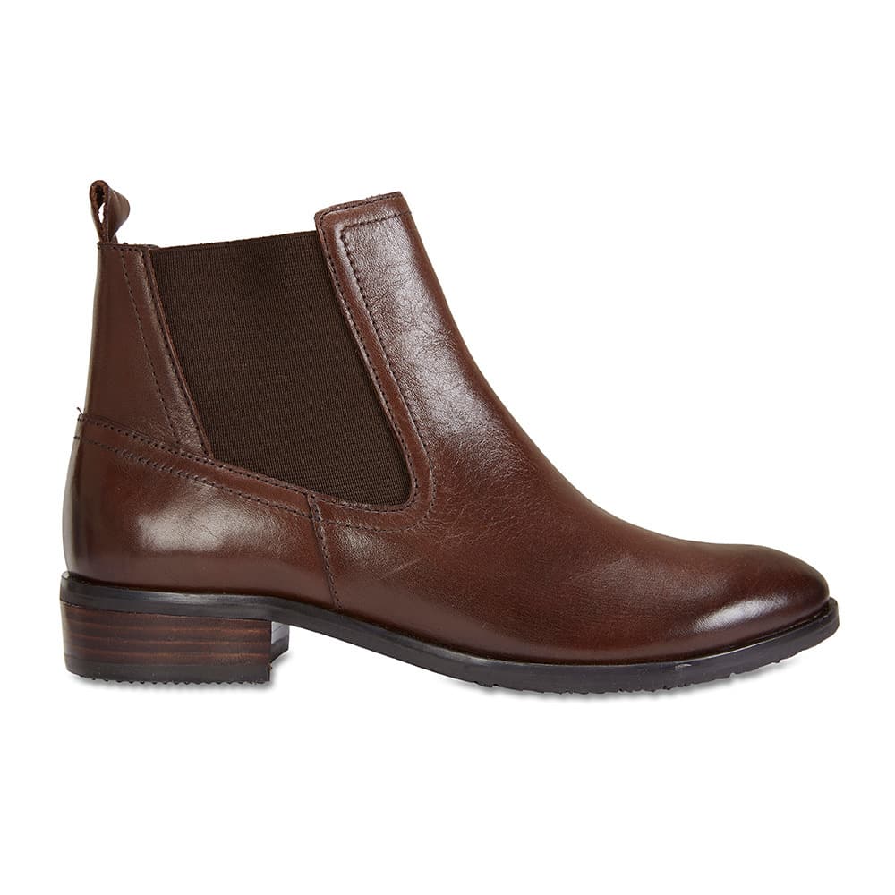 Leonard Boot in Brown Leather