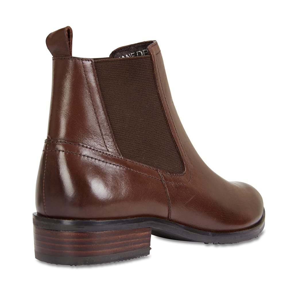 Leonard Boot in Brown Leather
