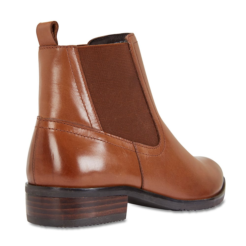 Leonard Boot in Cognac Leather