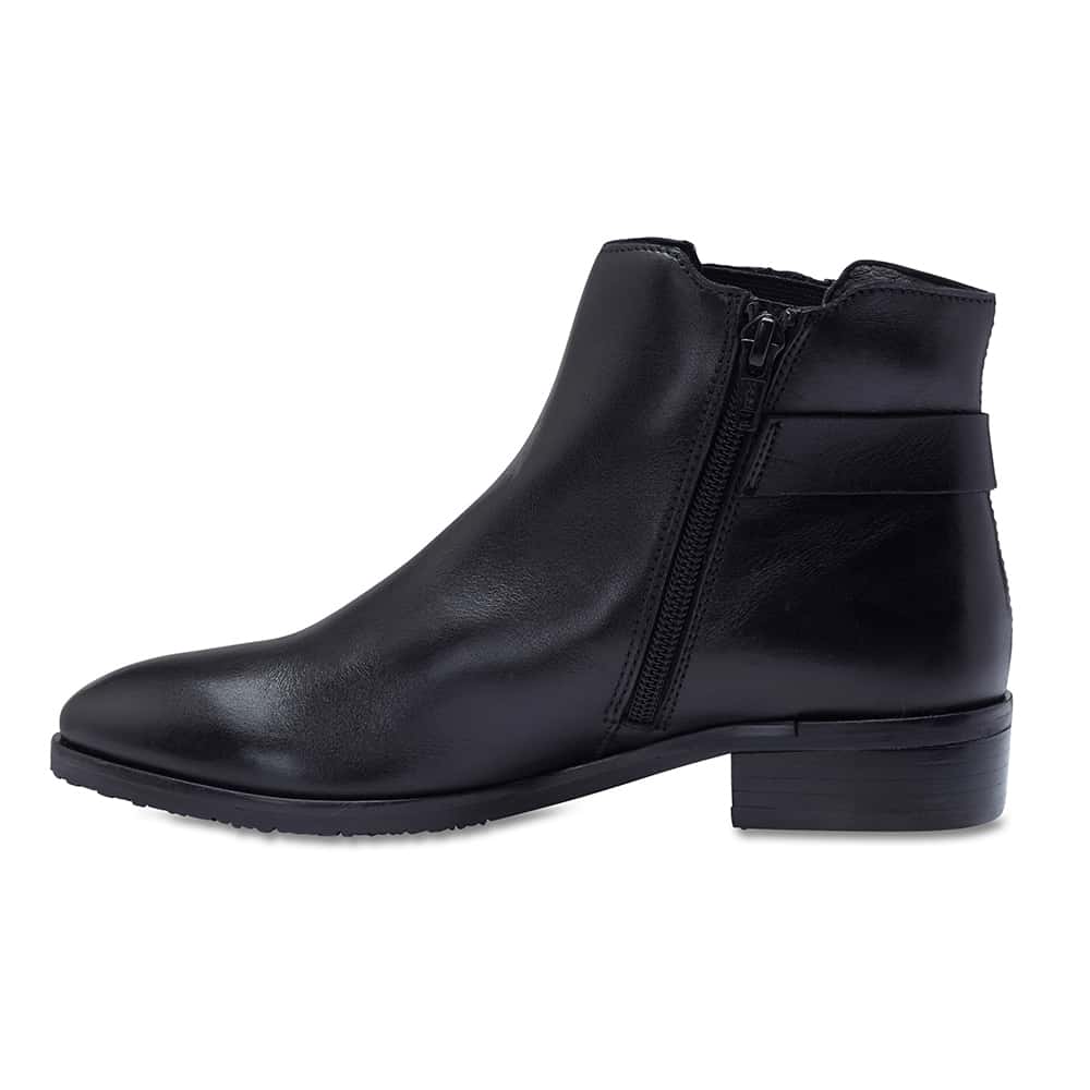 Lucas Boot in Black Leather