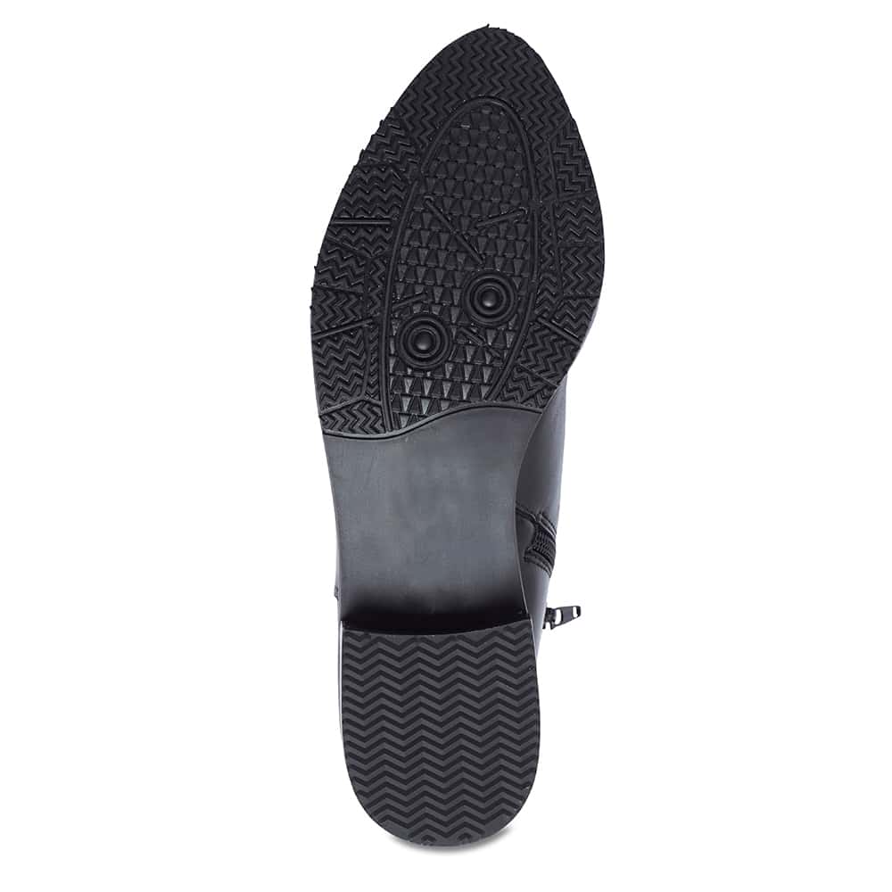 Lucas Boot in Black Leather