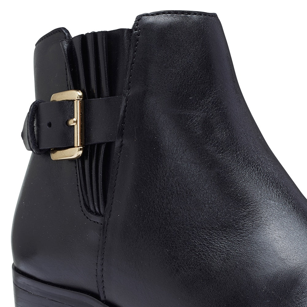 Lucas Boot in Black Leather