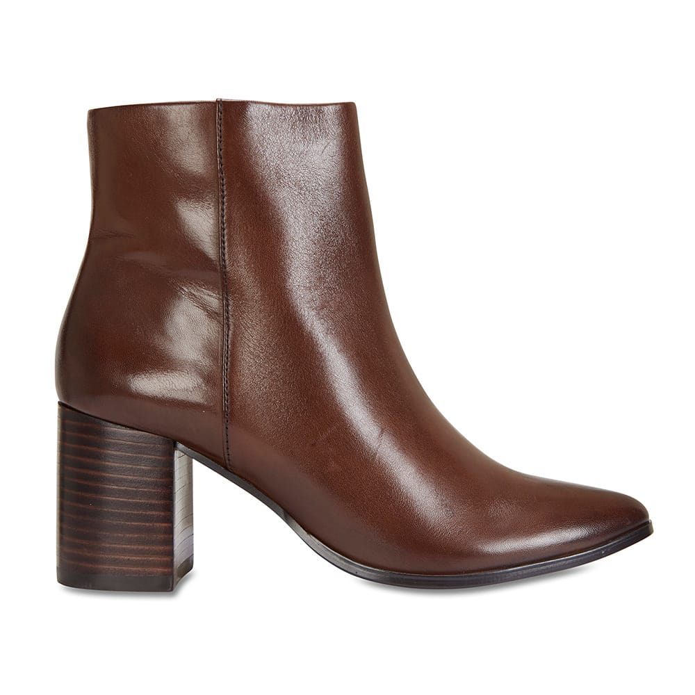Moscow Boot in Brown Leather