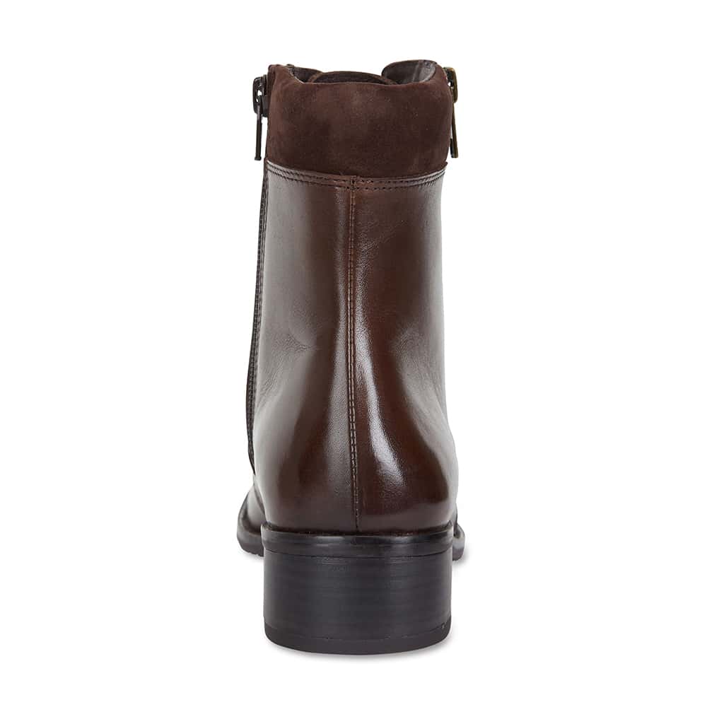 Nairobi Boot in Brown Leather