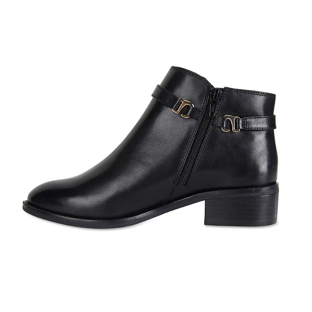 Parker Boot in Black Leather
