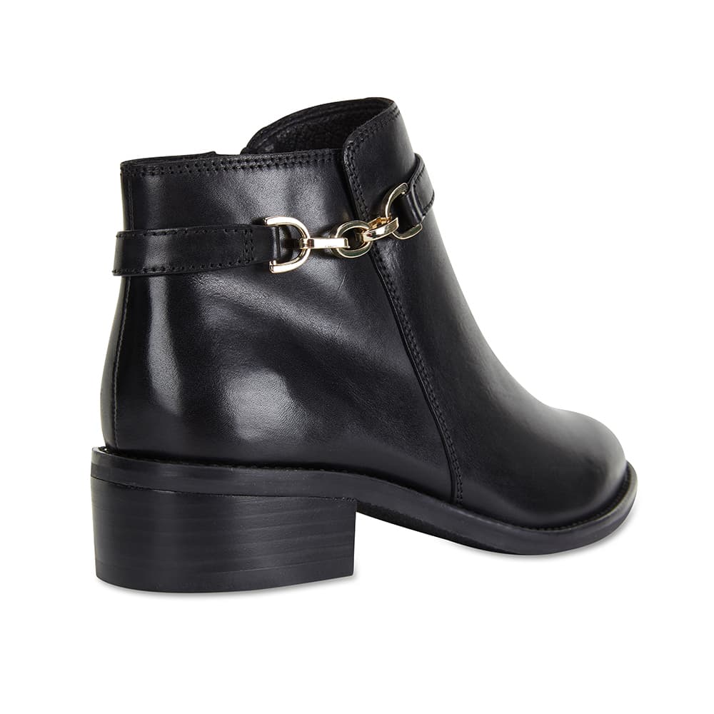 Parker Boot in Black Leather
