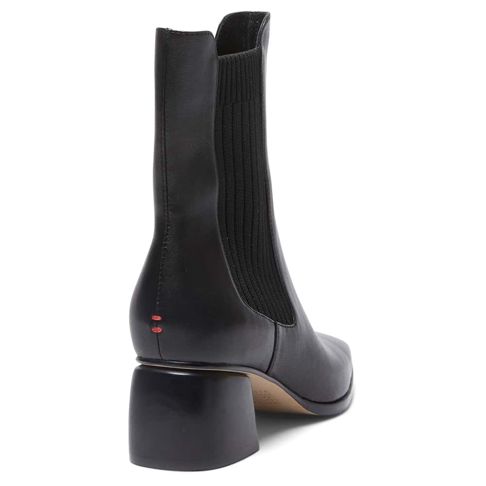Pedro Boot in Black Leather