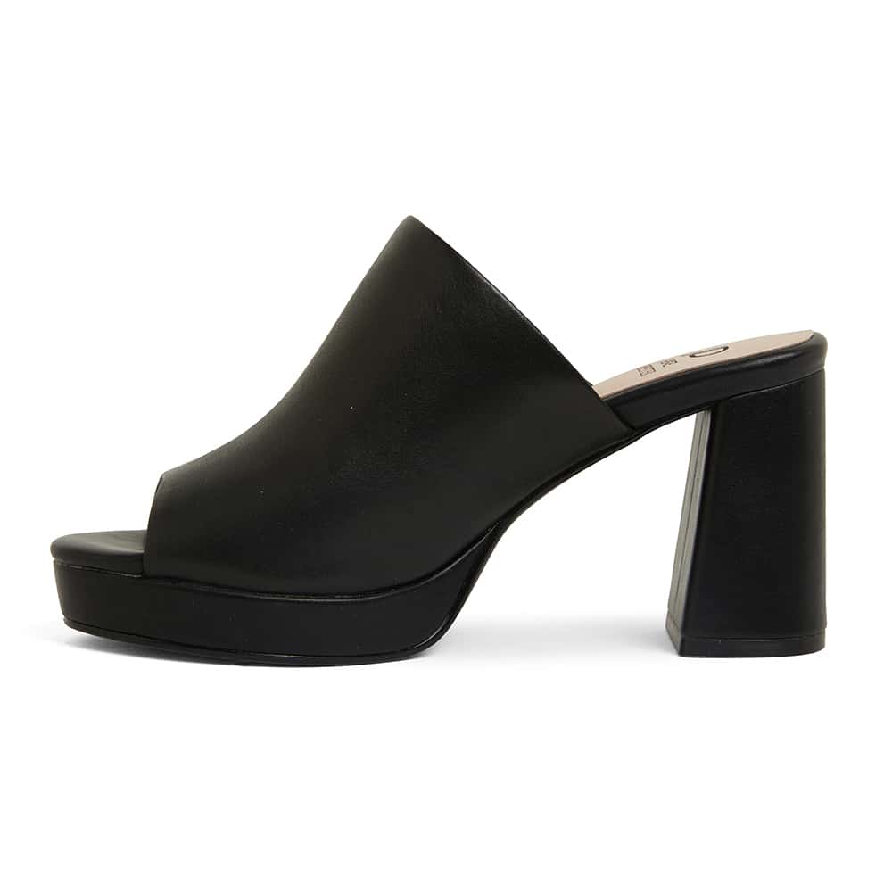 Plaza Heel in Black Leather | Jane Debster | Shoe HQ