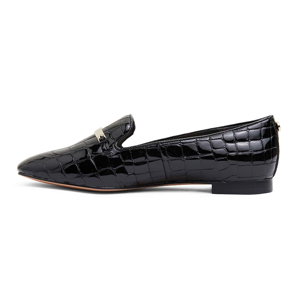 Quantum Loafer in Black Leather