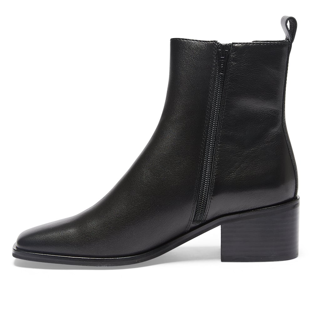 Radford Boot in Black Leather Jane Debster Shoe HQ