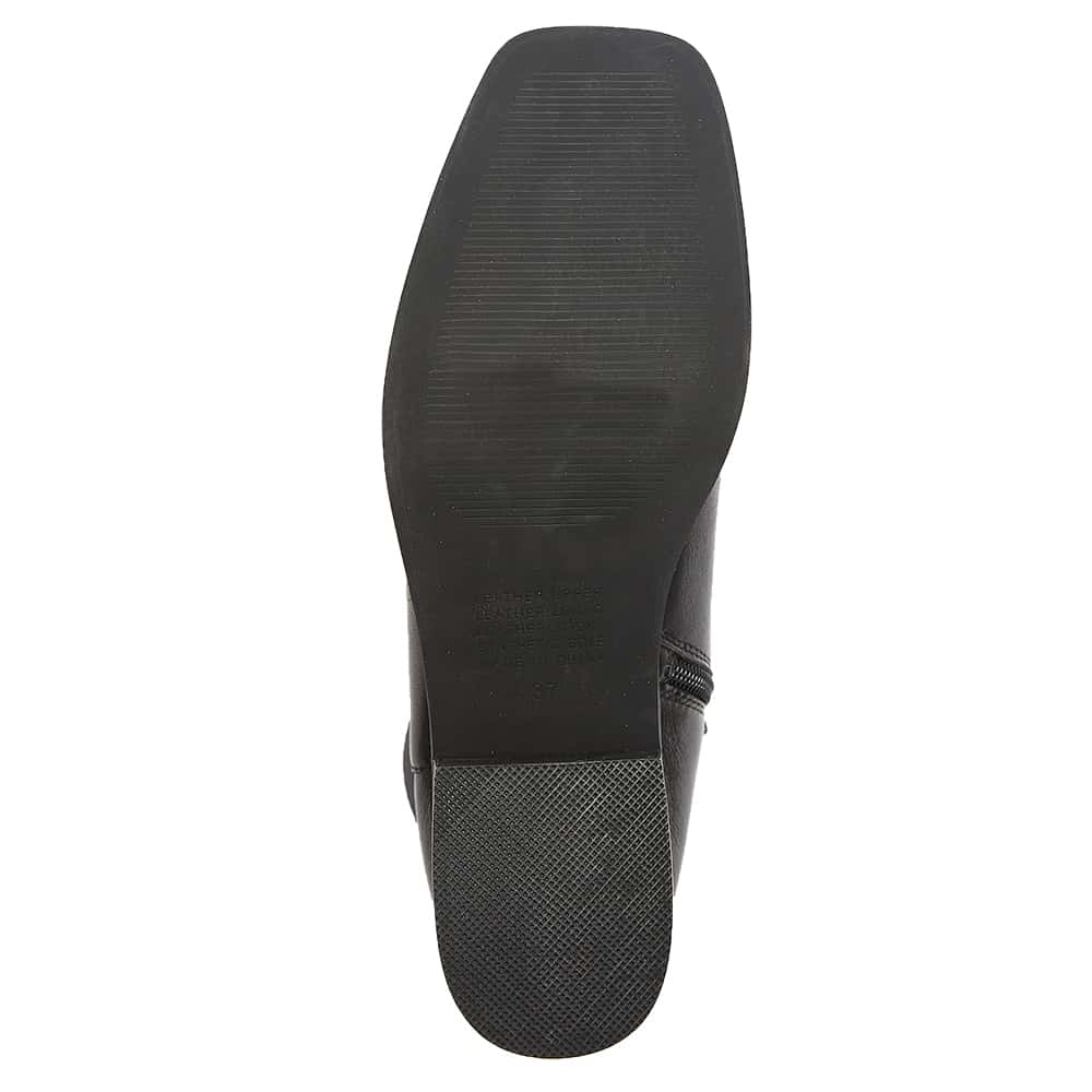 Radford Boot in Black Leather