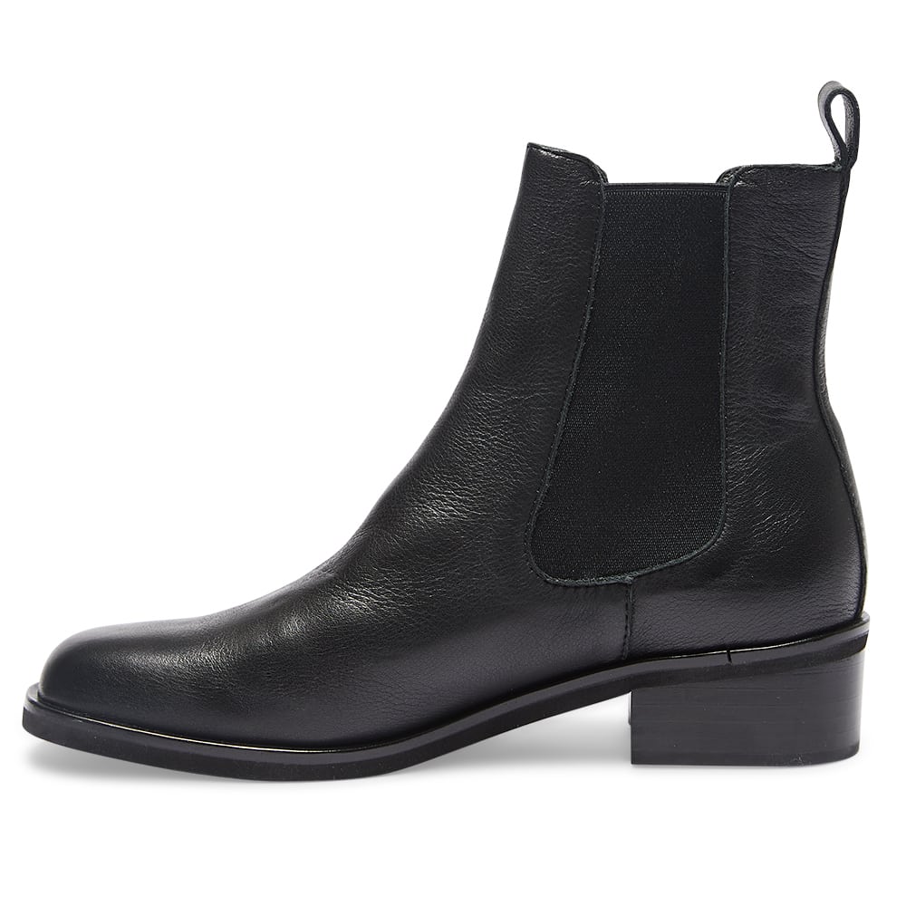 Rafferty Boot in Black Leather