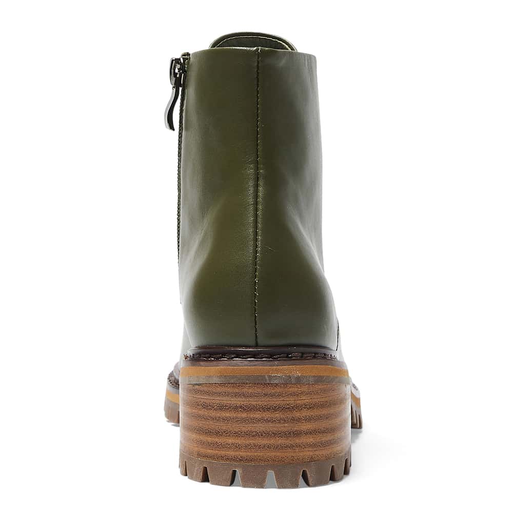 Tasman Boot in Olive Glove Leather
