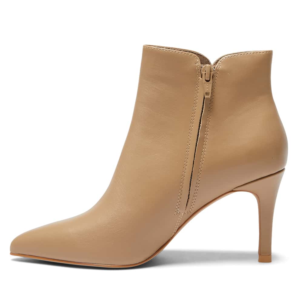 Ursula Boot in Camel Leather