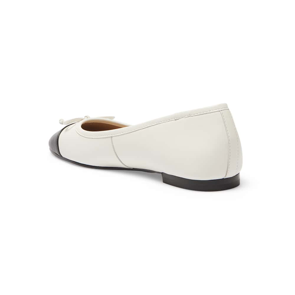 Trella Flat in White Leather