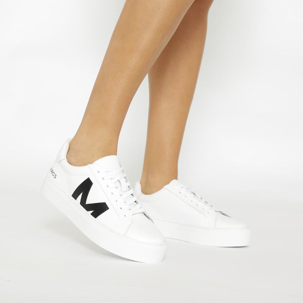 Trio Sneaker in White And Black Leather