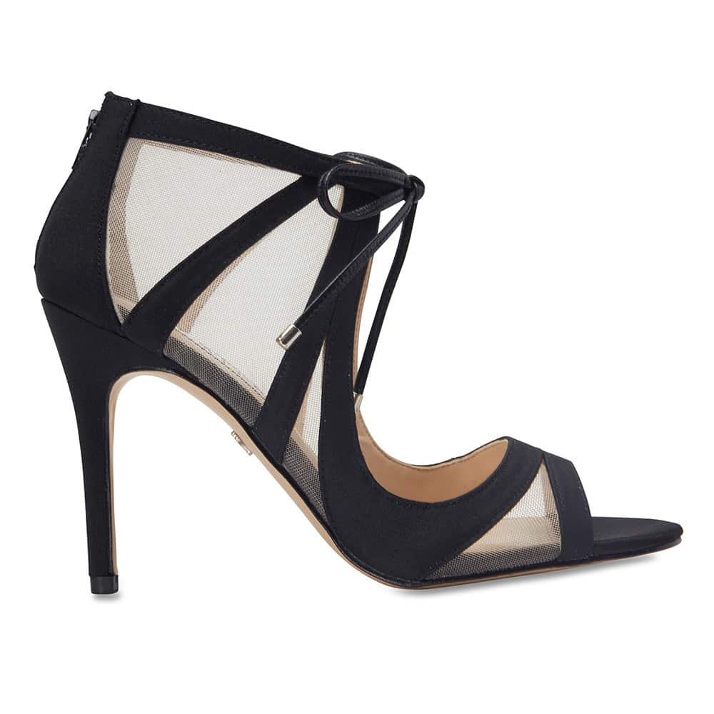 Cherie Heel in Black
