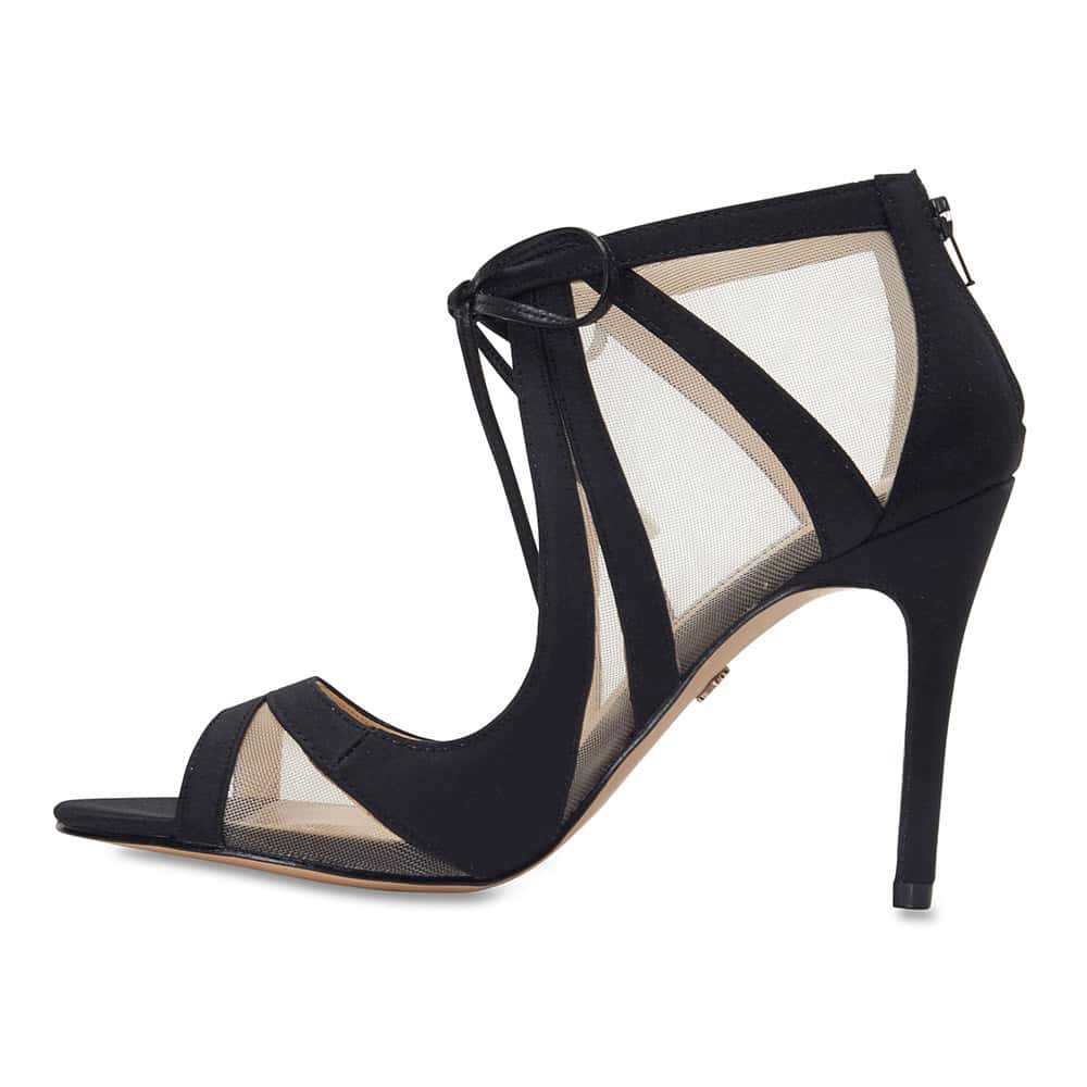 Cherie Heel in Black