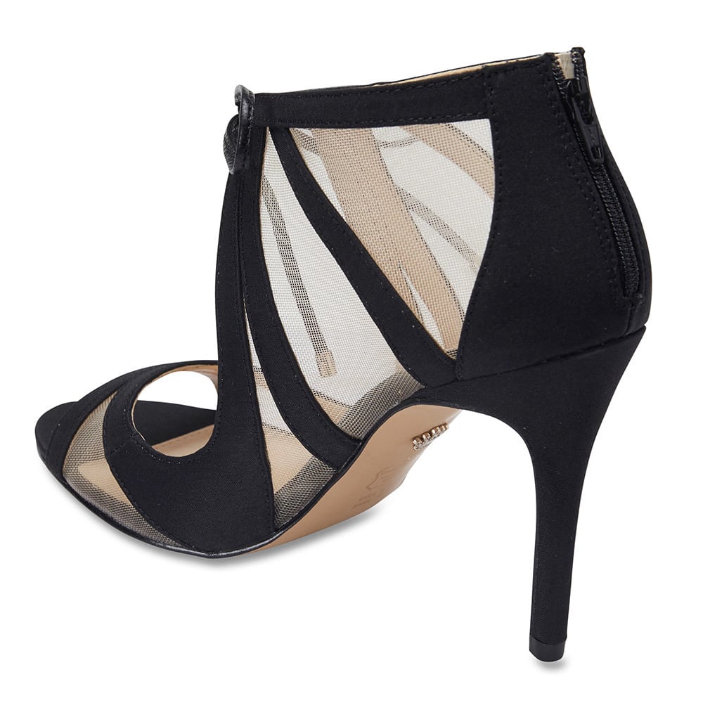 Cherie Heel in Black