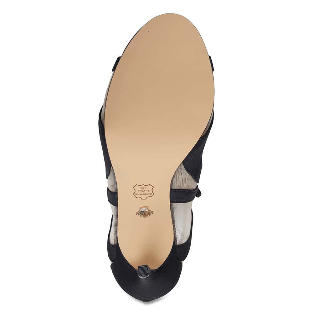 Cherie Heel in Black