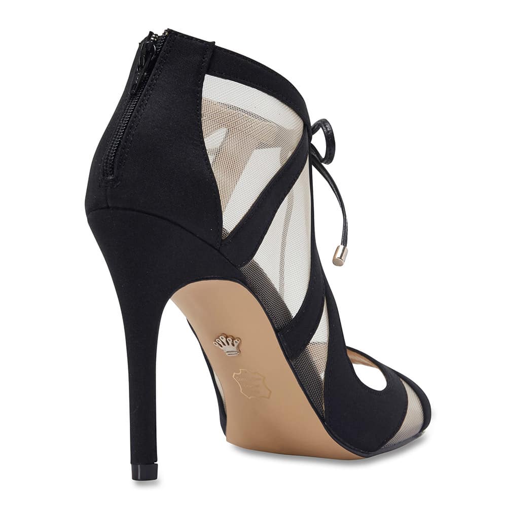 Cherie Heel in Black