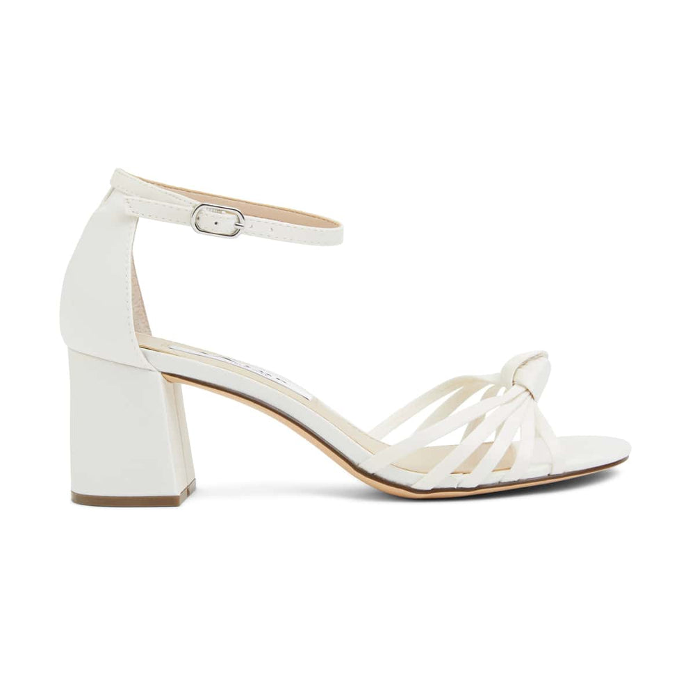 Nidiah Heel in Ivory