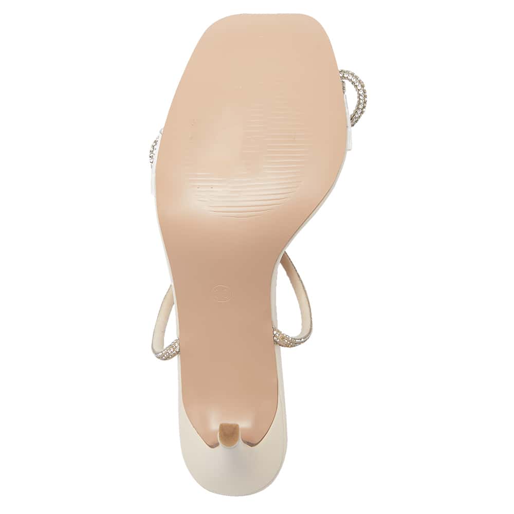 Holly Heel in Off White Smooth Sparkle
