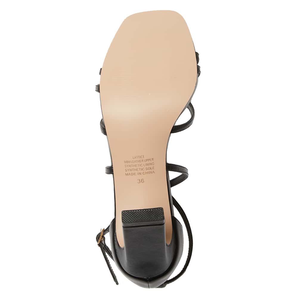 Lattice Heel in Black Smooth