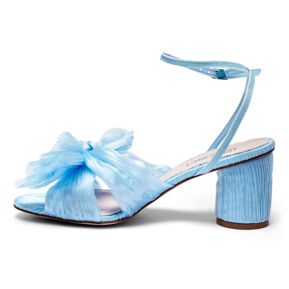 Secret Heel in Pale Blue Fabric