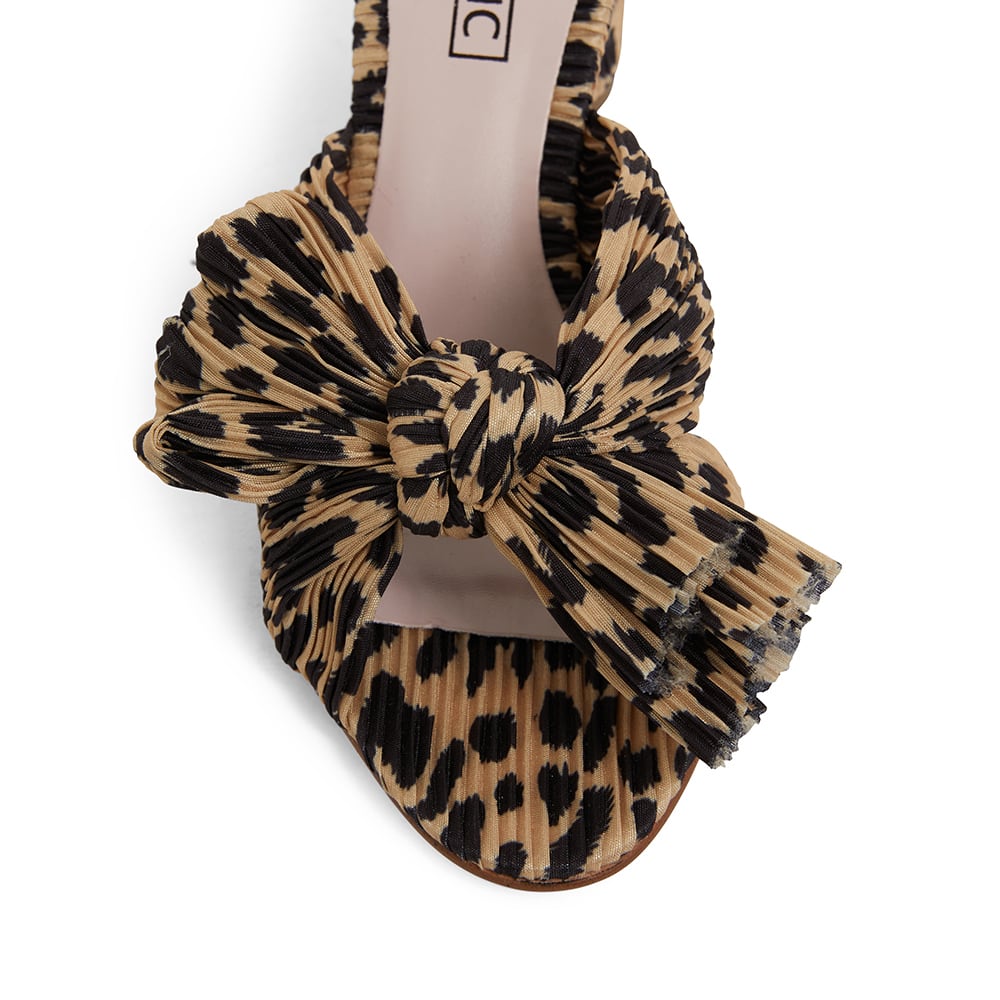 Surge Heel in Leopard Fabric
