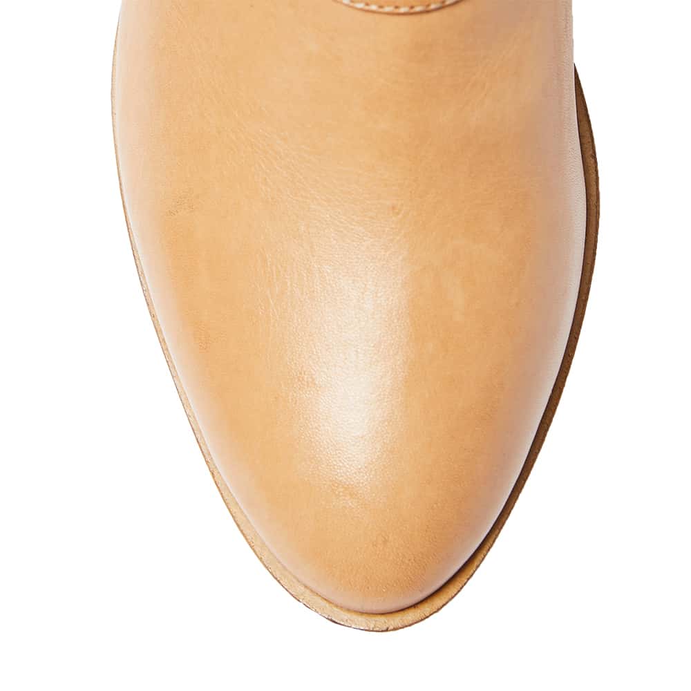 Bossy Boot in Natural Leather