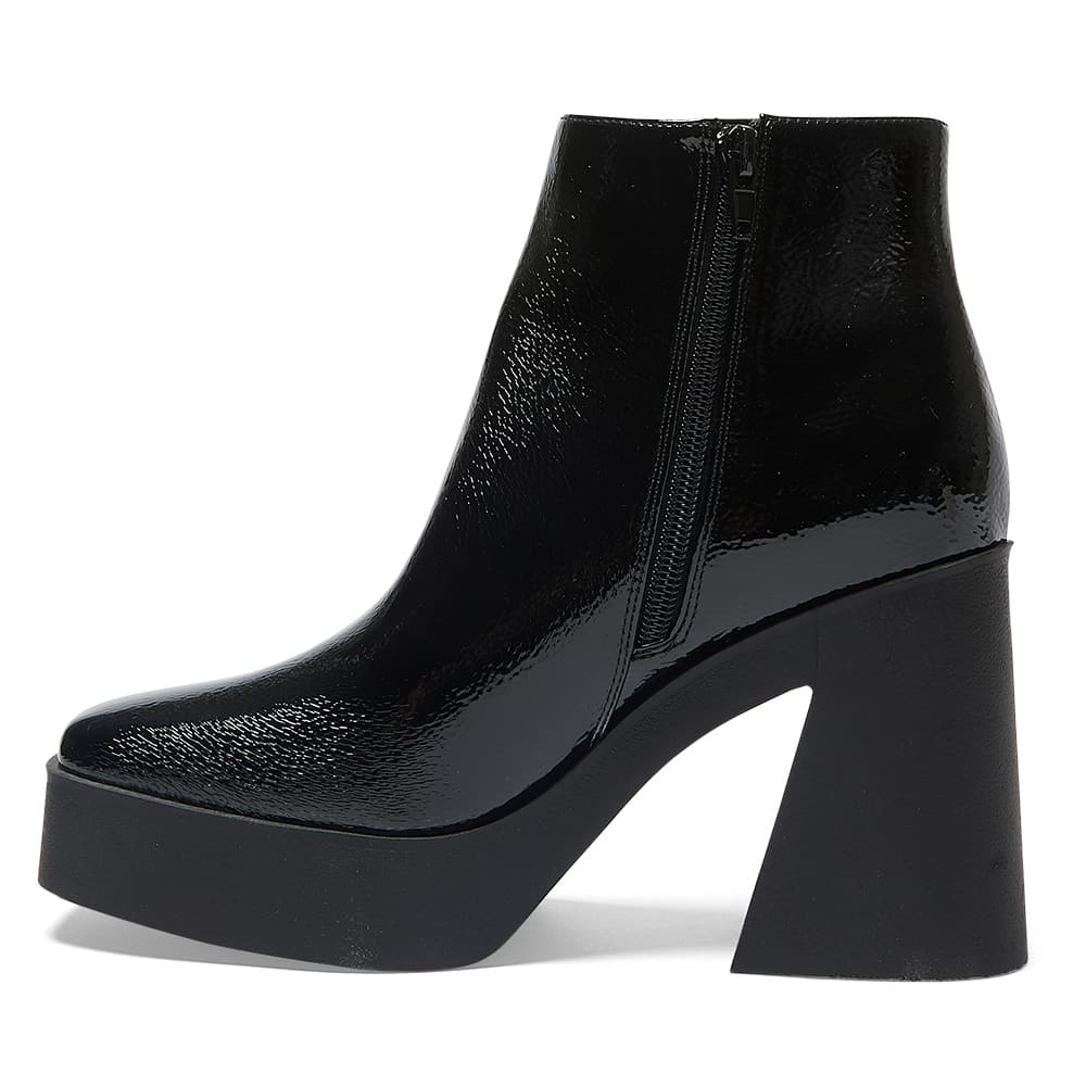 Brody Boot in Black Patent