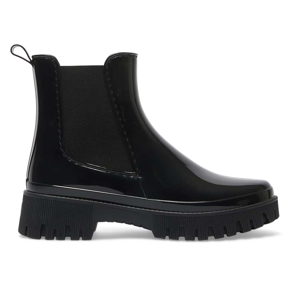 Cloudy Boot in Black Shiny