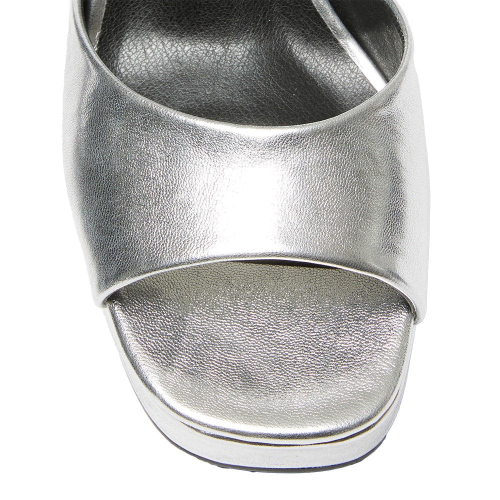 Crystal Heel in Silver Smooth