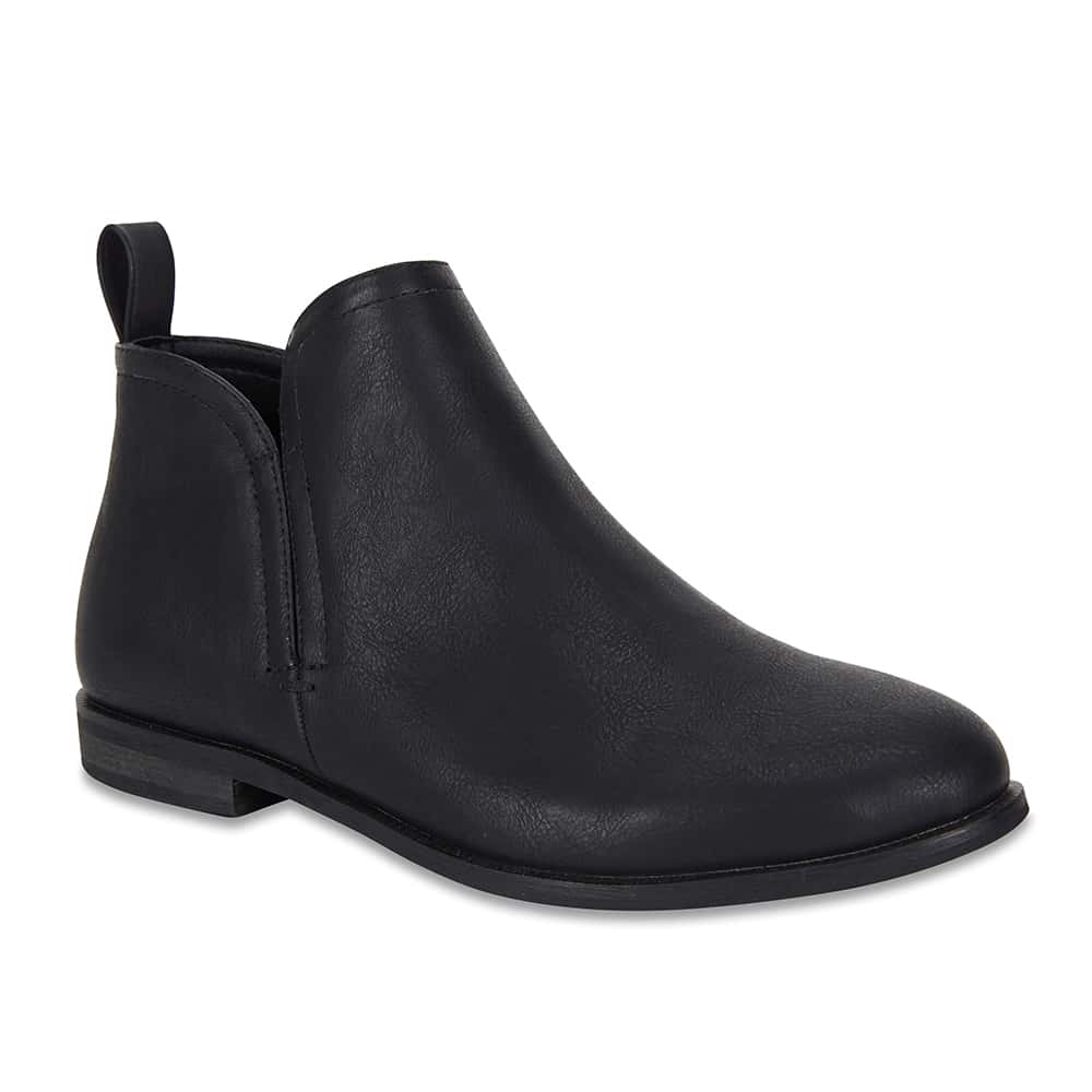 Earth Boot in Black Smooth