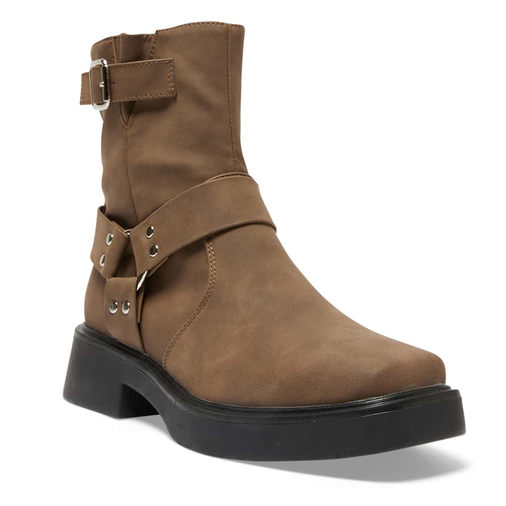 Ethan Boot in Brown Nubuck
