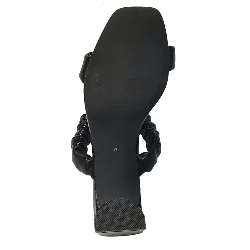 Garcia Heel in Black Smooth