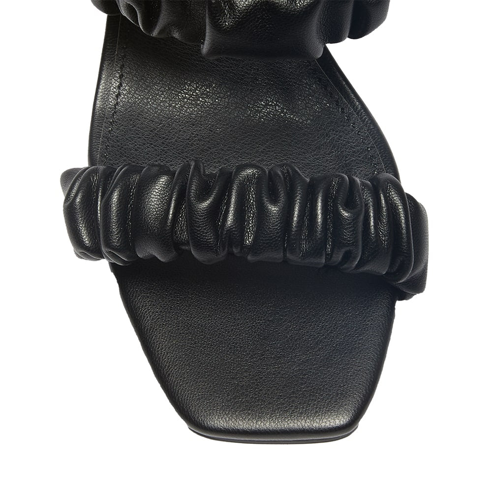 Garcia Heel in Black Smooth