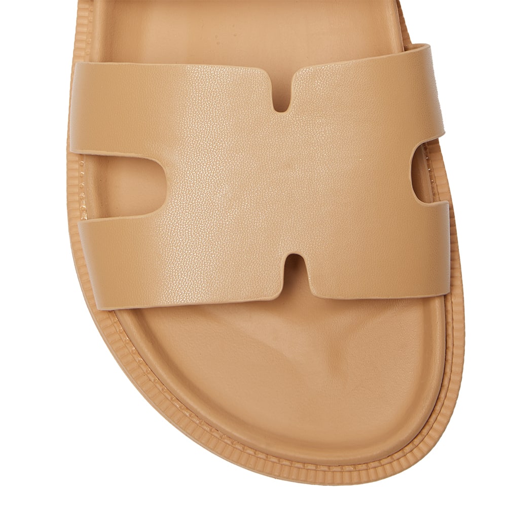 Guru Slide in Camel Smooth