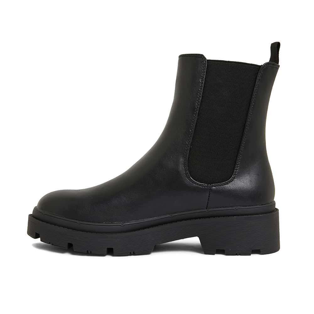 Hale Boot in Black Smooth