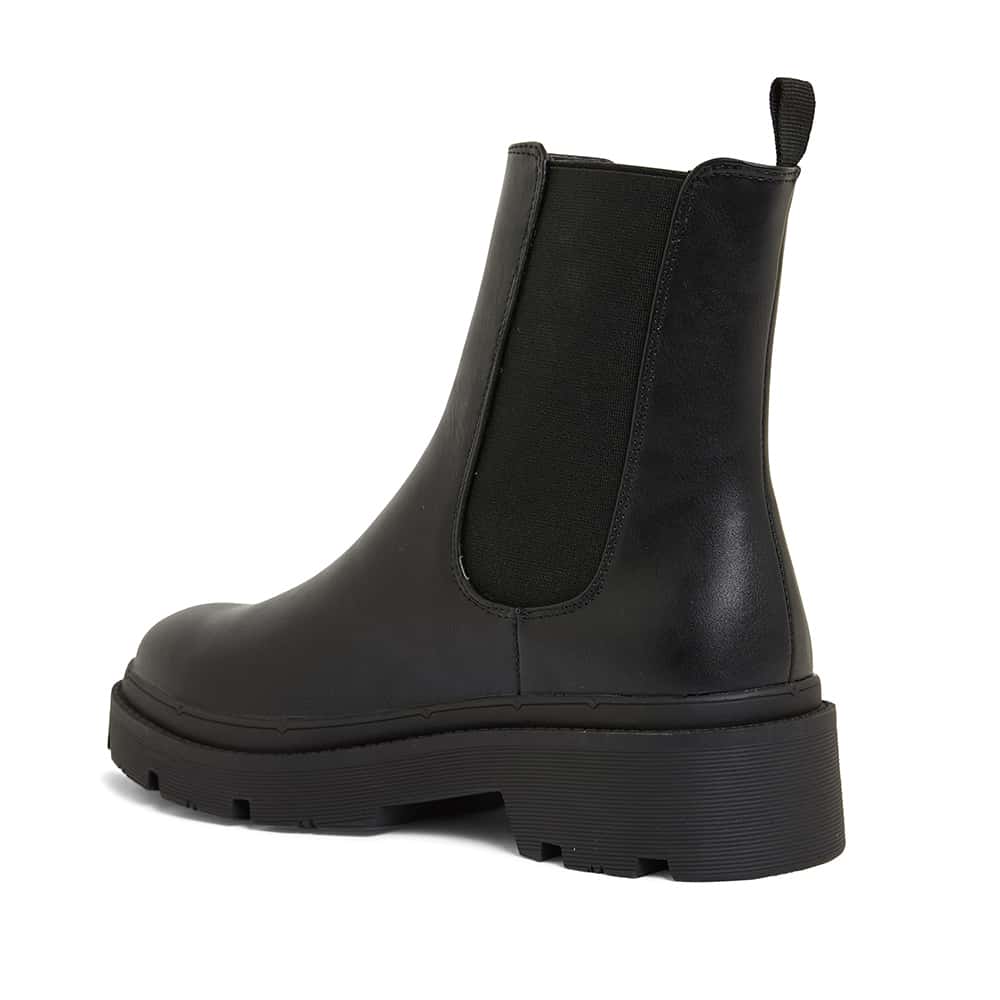 Hale Boot in Black Smooth