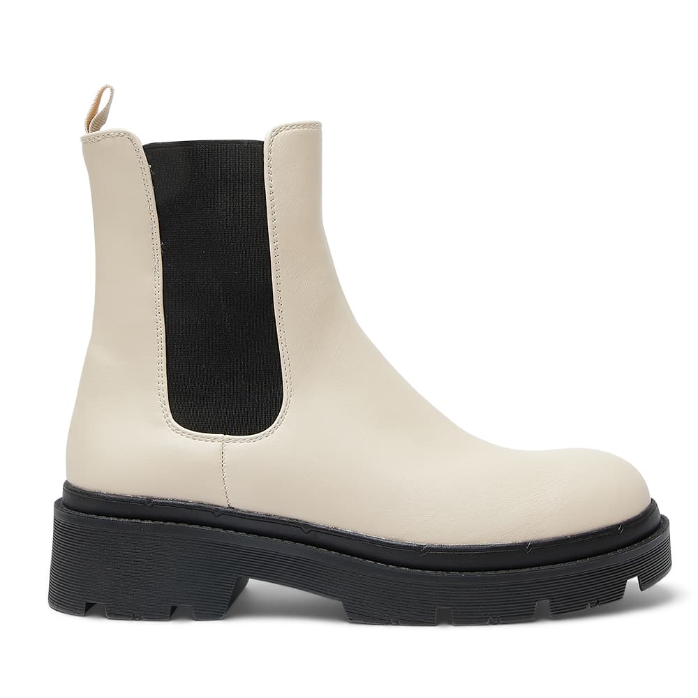Hale Boot in Bone/black Smooth