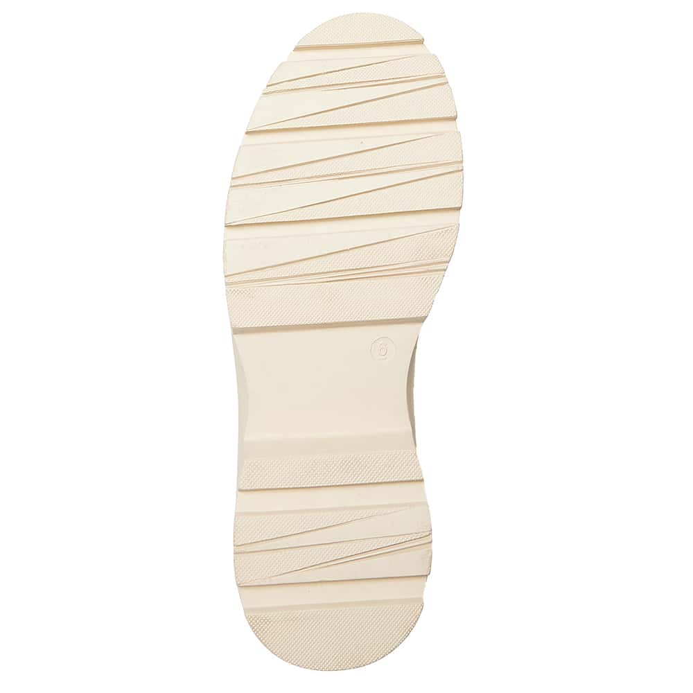 Hale Boot in Bone Smooth