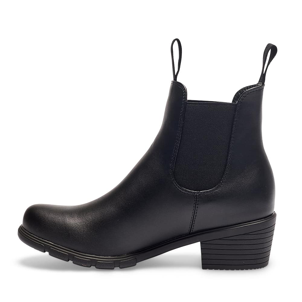 Hamlet Boot in Black Smooth